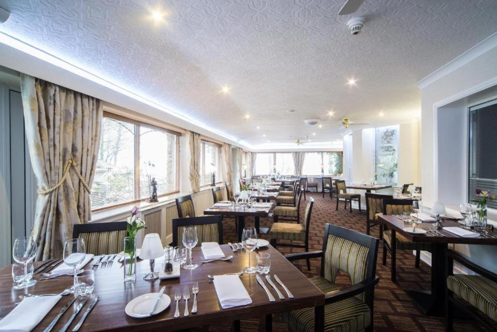 Hunday Manor Country House Hotel 沃金顿 外观 照片